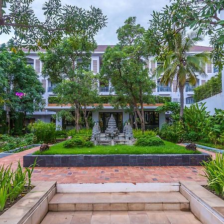 Damrei Residence & Spa Siem Reap Bagian luar foto