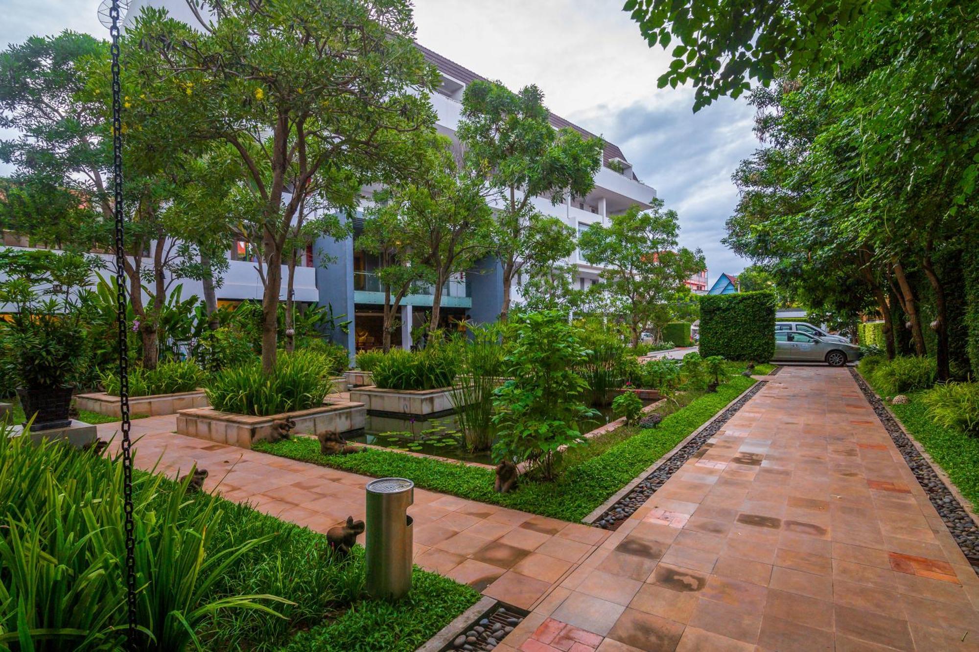 Damrei Residence & Spa Siem Reap Bagian luar foto
